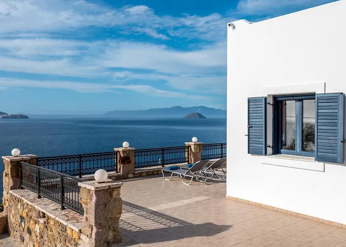 Sacada Seascape Nisyros Vila *
